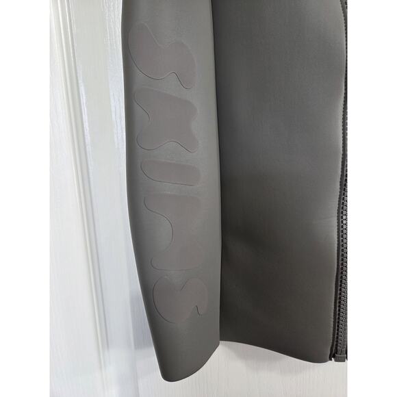 SKIMS Rubberized Scuba Swim Mock Neck Gray Chalk Dress NWT, Women's Medium - Picture 9 of 13
